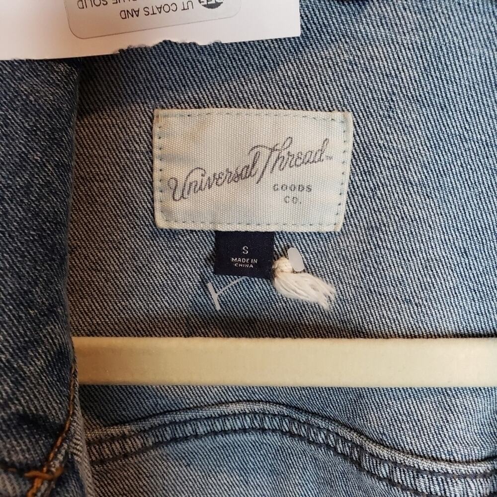 Universal Thread Women's Essential Freedom Denim Jean Jacket Y2K  Small - Picture 6 of 6